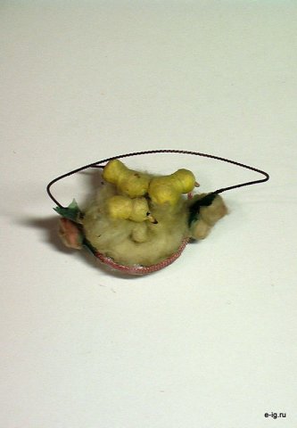 Корзина с птенцами