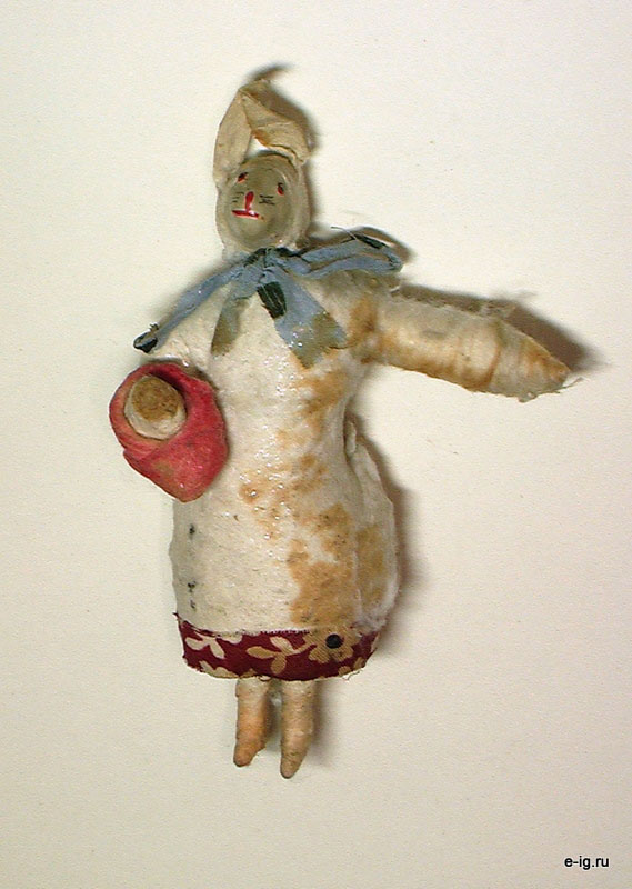 Зайчиха с лукошком